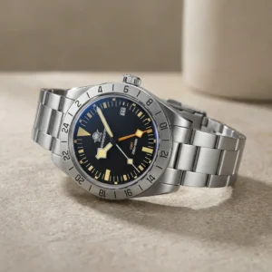 ADDIESDIVE AD2036 GMT Montre à quartz pour homme en acier inoxydable Mouvement suisse Étanche 200 m Montre analogique 39 mm